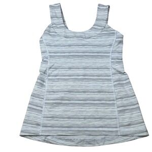 Lululemon Scoop Neck Tank Top Athletic Built-In Bra Workout Sleeveless‎ Size 4